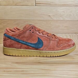 Nike SB Dunk Low Pro Size 10.5 Burnt Sunrise Vintage Green HF3704-800